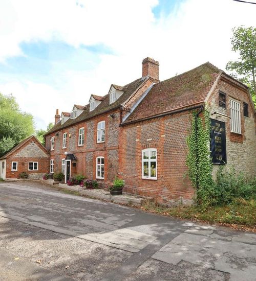 Chequers Inn