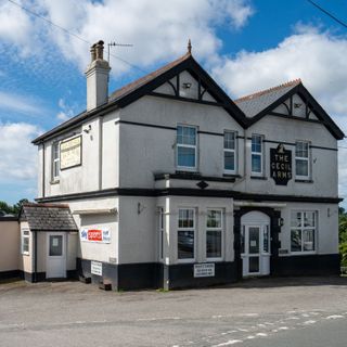 Cecil Arms