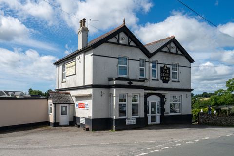 Cecil Arms