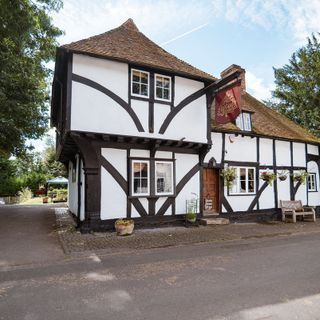 Ye Olde Yew Tree Inn
