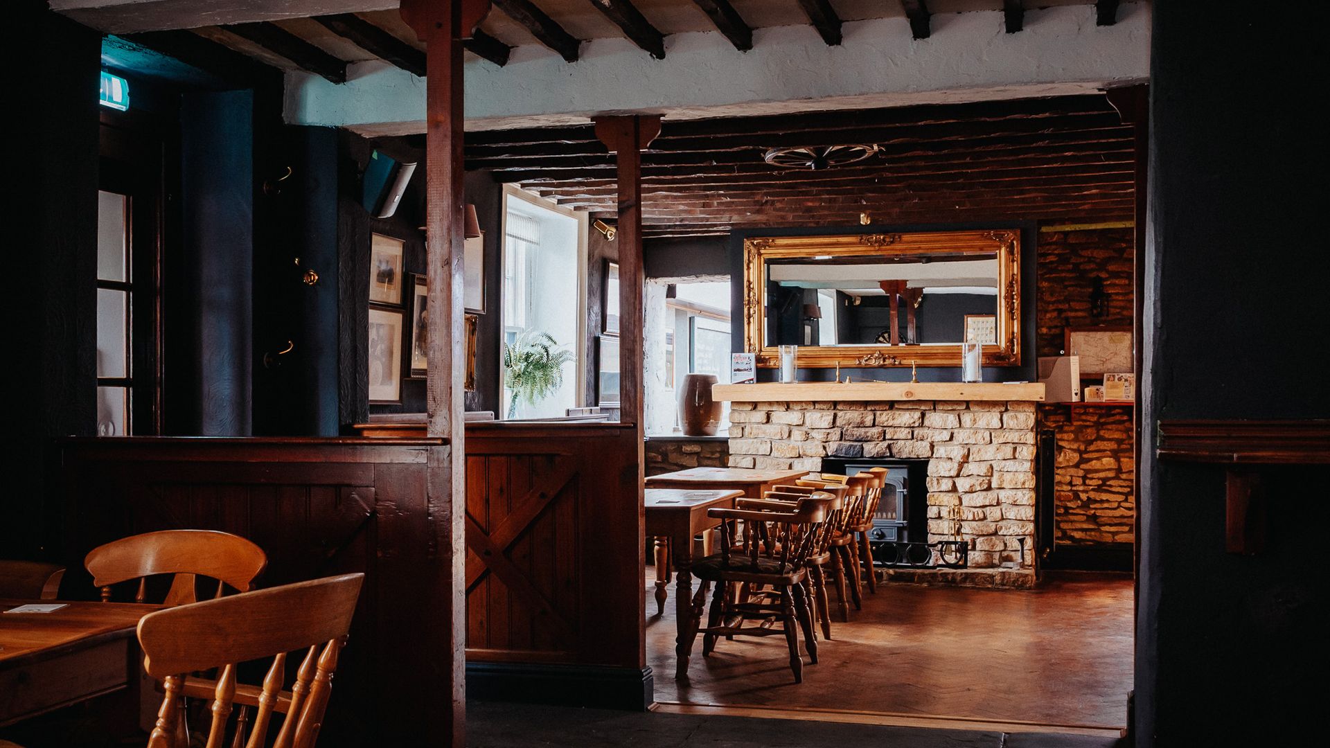Three Crowns
