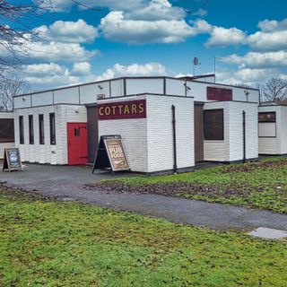 Cottars Bar