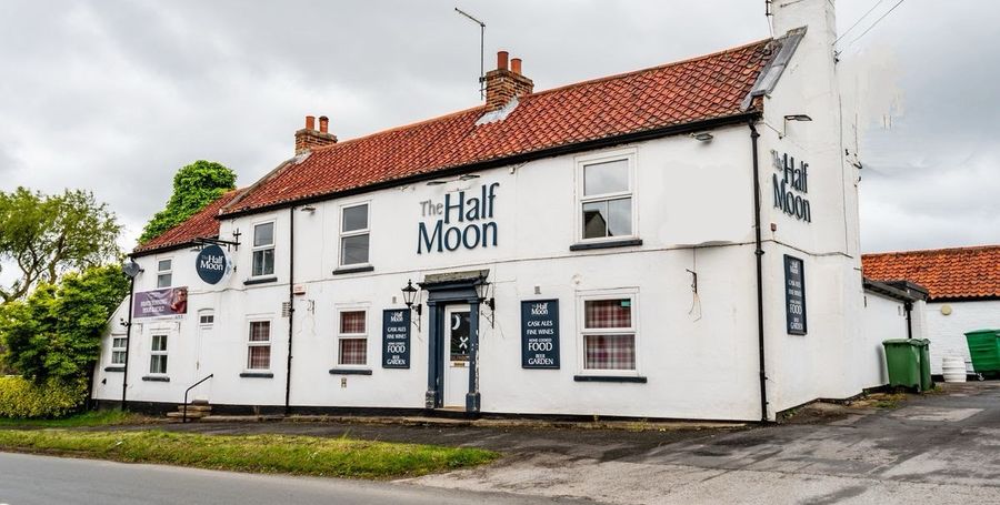 Half Moon