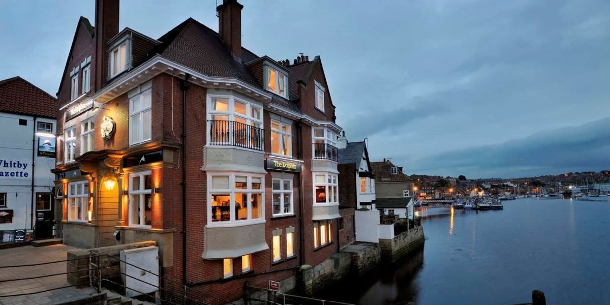 Dolphin Hotel
