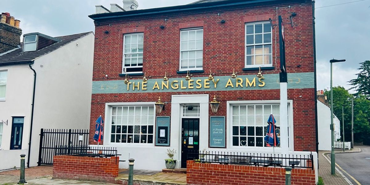 Anglesey Arms