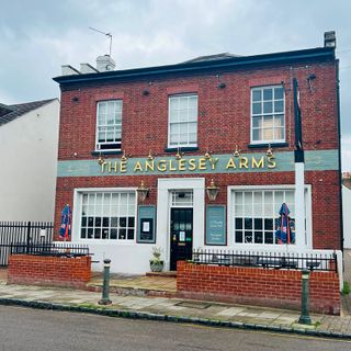 Anglesey Arms