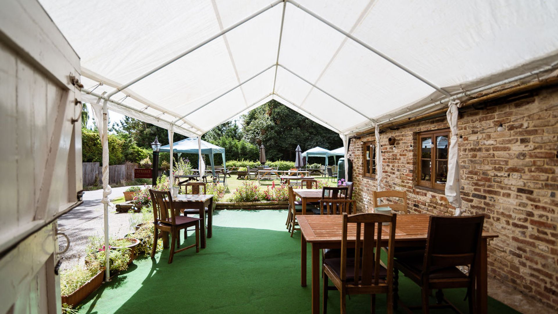 Ye Olde Yew Tree Inn