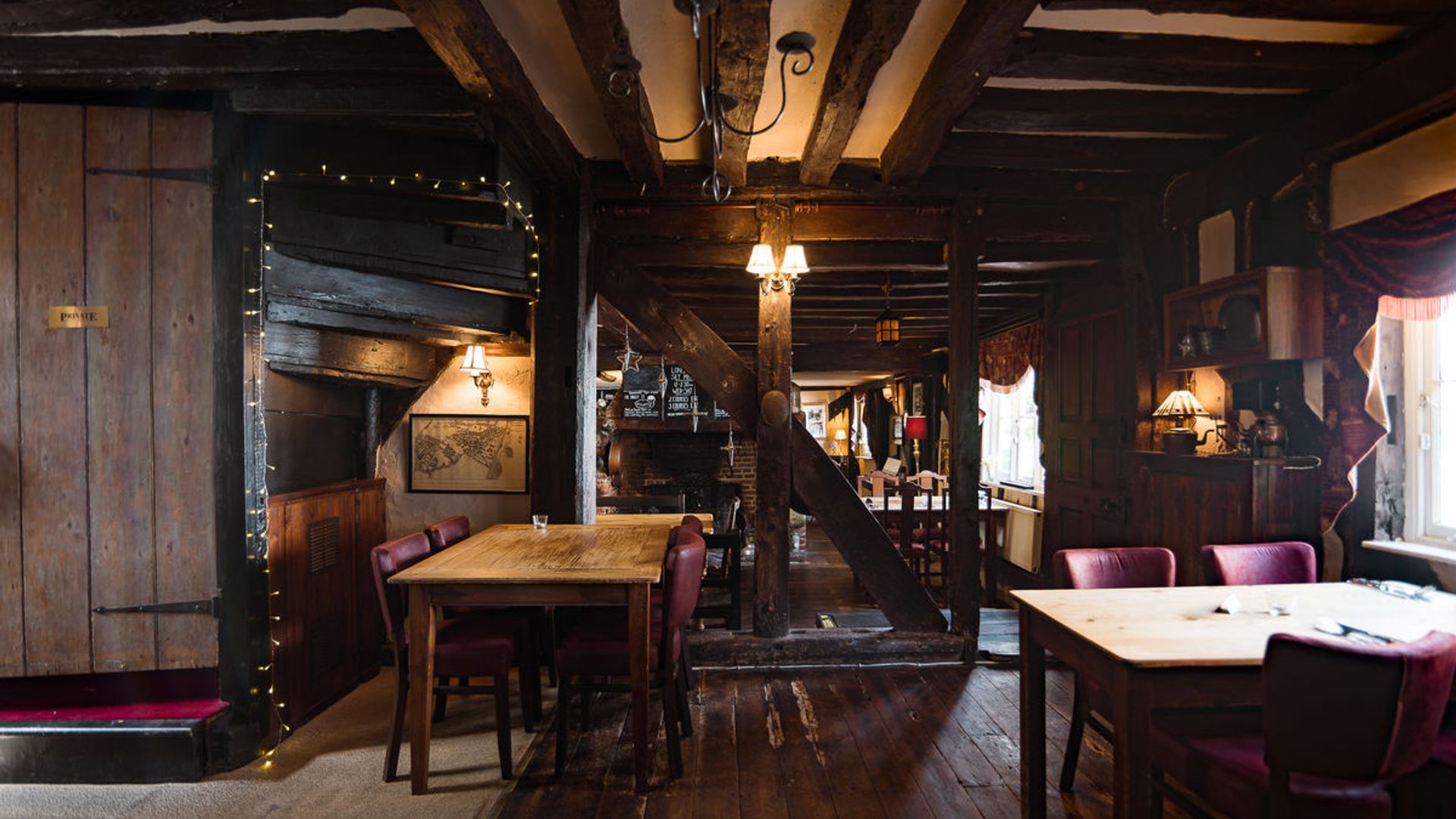 Ye Olde Yew Tree Inn