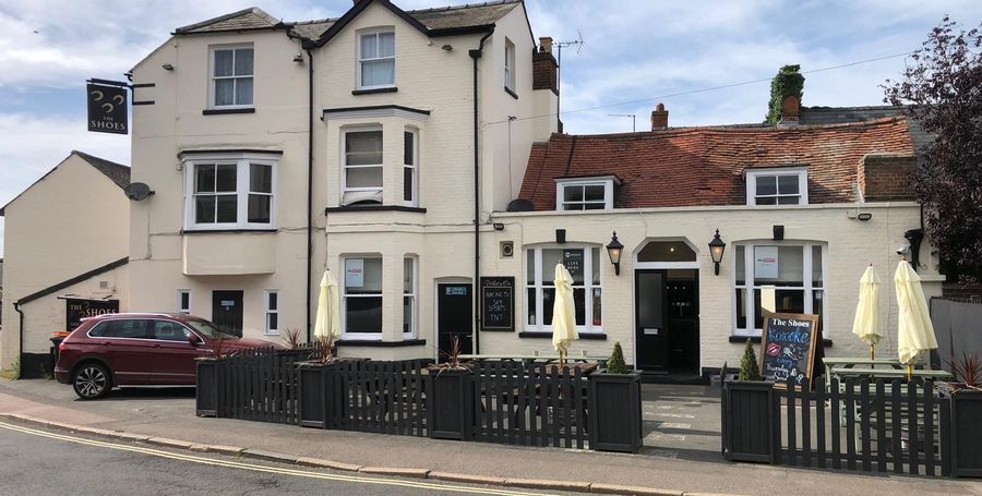 The Horseshoes