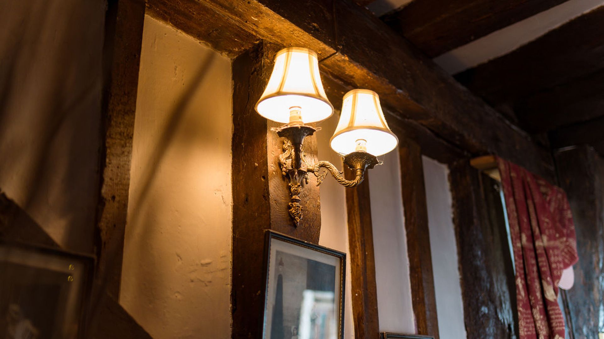 Ye Olde Yew Tree Inn